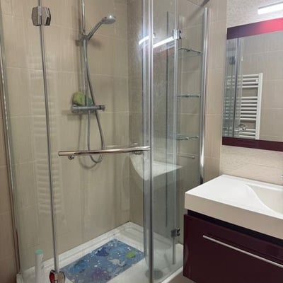 Rent of a comfortable furnished 3-room apartment, 91 m², Constanța, Romania